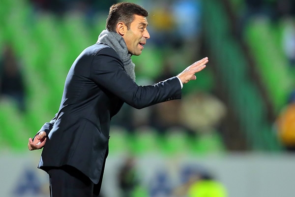 Caixinha pidió a sus pupilos mantener la calma.