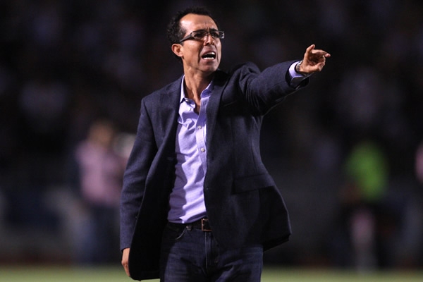 Carlos Barra espera calificar a Rayados.