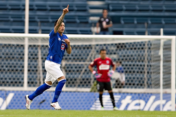 Chávez anota el primer gol para La Máquina en el A2013.