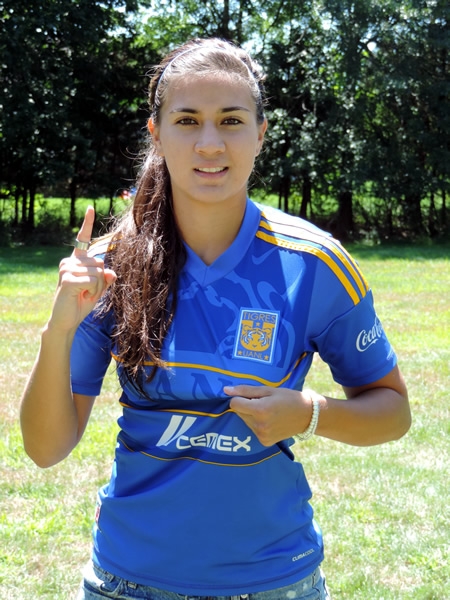 Clásico Regio 100.