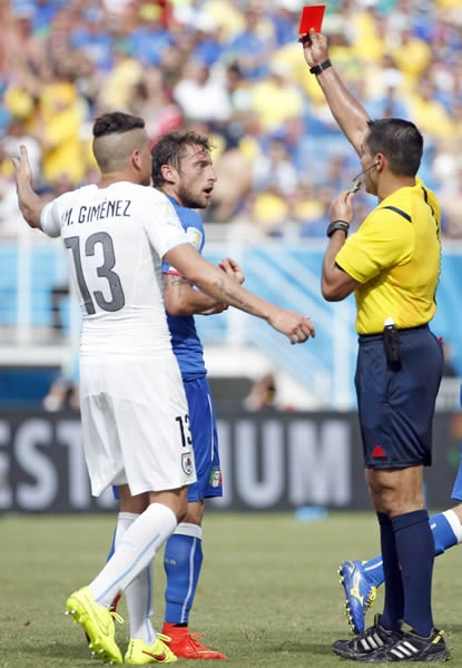 Claudio Marchisio salió expulsado.