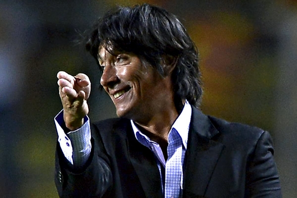 Comizzo no se da por vencido pese a que su equipo juega mal.