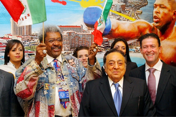 Con Don King en conferencia de prensa en el 2008.