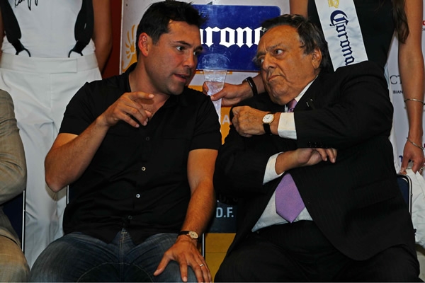 Con el Presidente de GBP, Oscar de la Hoya.