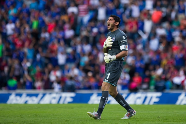 Corona celebró la ventaja ante los Xolos.