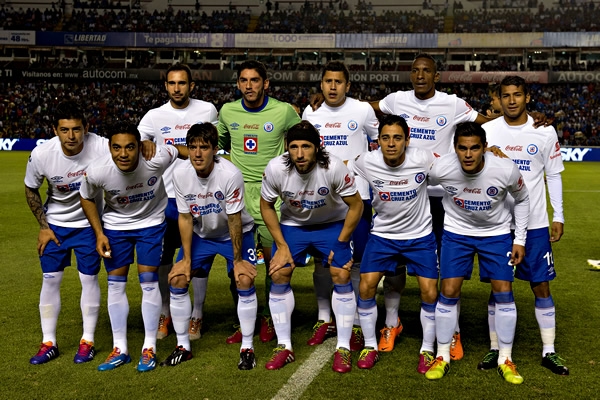 Cruz Azul arrancará con Báez y Formica.