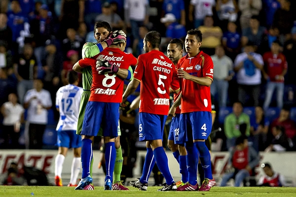 Cruz Azul comanda la Liga y mantiene el invicto en este torneo.