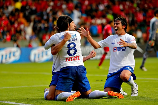 Cruz Azul está a cuatro minutos de ser Campeón.