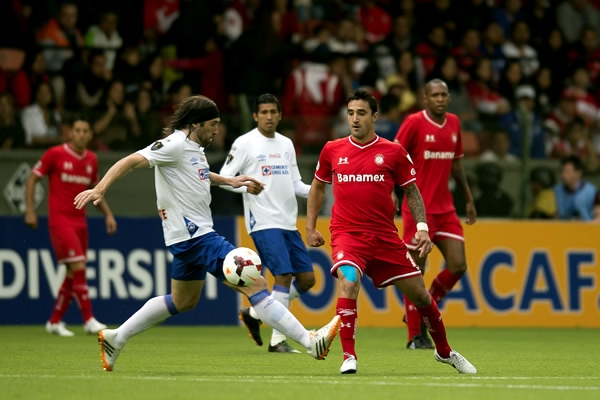 Cruz Azul intenta hilvanar una de peligro, pero el Diablo es ordenado.