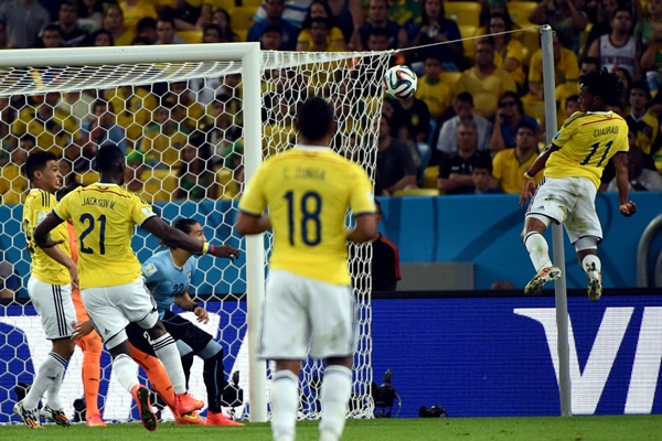 Cuadrado le puso una joya a Rodríguez en el segundo tanto.