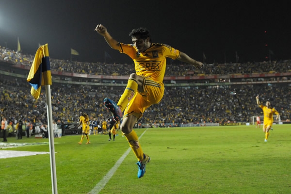 Damián Álvarez puso el segundo en el marcardo.