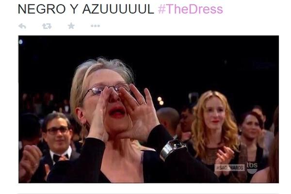 ¿De qué color ves el vestido?