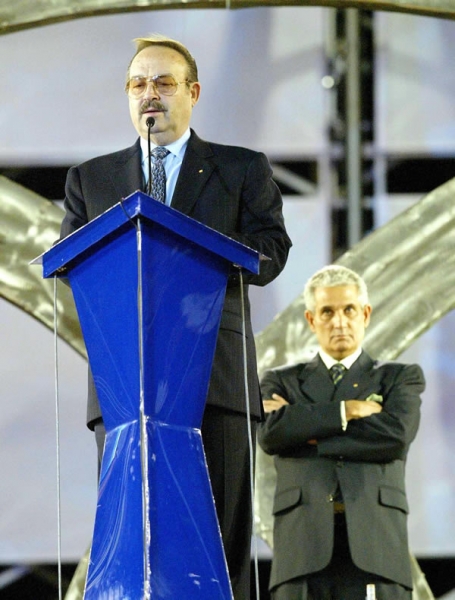 Defendió a Peña Nieto tras haber sido abucheado en la Universidad Iberoamericana.