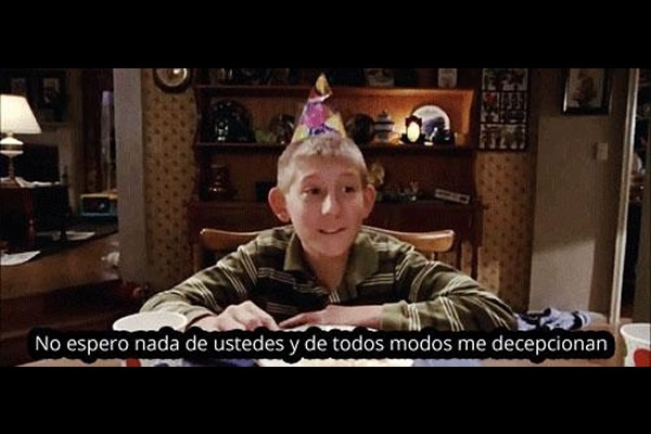 Dewey de Malcolm el de en medio también se burló.