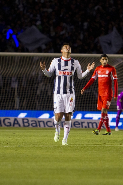 Edwin Cardona falló otra llegada clara en la segunda parte.