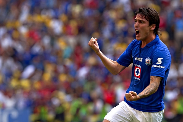 El argentino fulminó de cabeza a Muñoz.