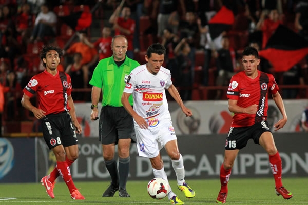 El C.D. Luis Ángel Firpo se quedó con un punto.