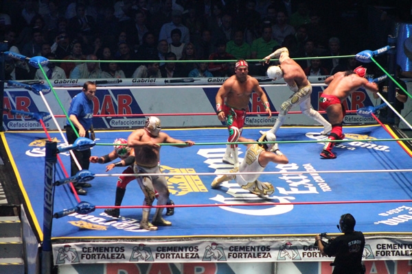 El CMLL celebró 80 años de historia