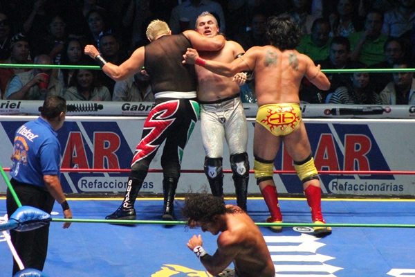 El CMLL celebró 80 años de historia