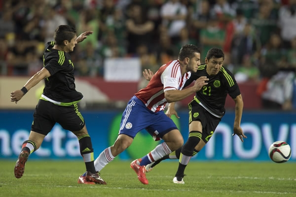 El conjunto guaraní buscó el empate.