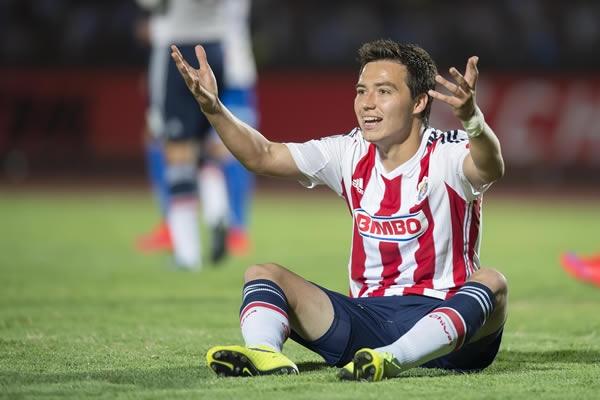 El Cubo reclamó una falta.