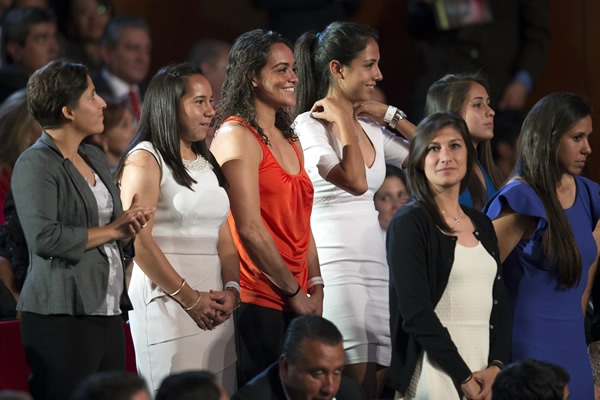 El DT de la Femenil pidió aplausos para las seleccionadas.