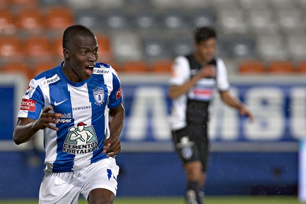 El ecuatoriano está en plan grande.