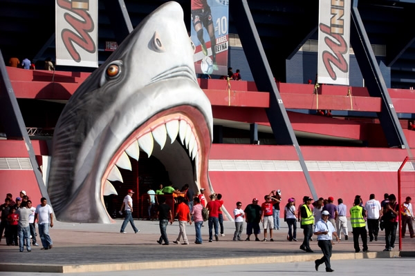 El escenario es el Luis Pirata Fuente.