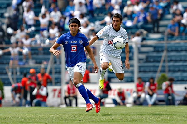 El futbol regresa al Estadio Azul, con una nueva ilusión.