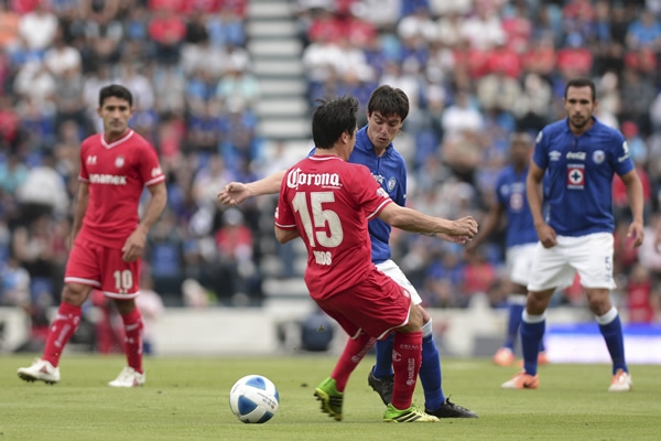 El juego es de ida y vuelta pero sigue faltando el gol.