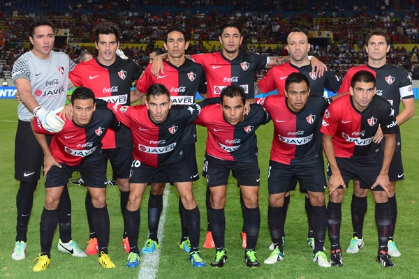 El local presentó este plantel.