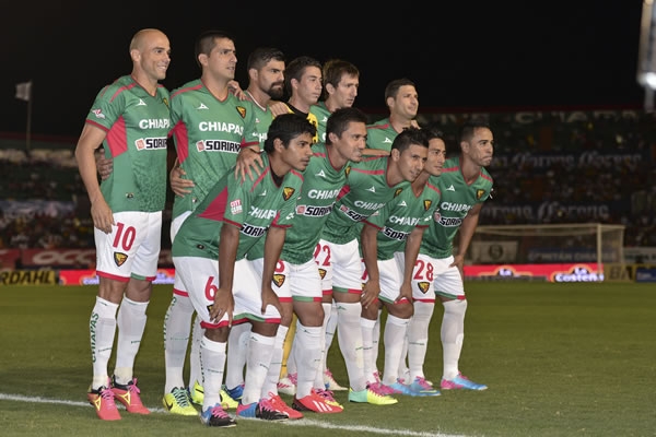 El partido empezó muy parejo.