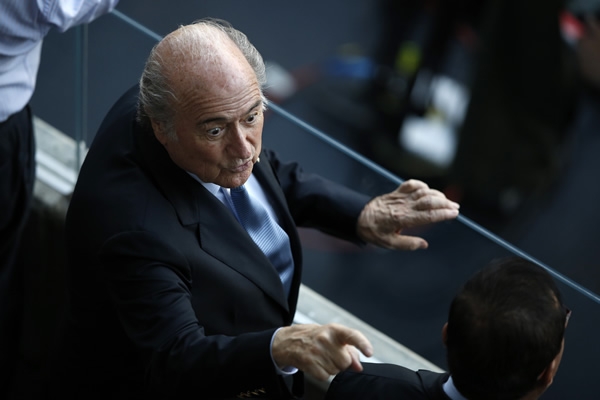 El Presidente de Fifa, Blatter, estuvo presente en el Costa Rica vs Grecia.