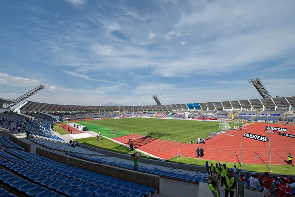El Estadio Olímpico de la BUAP lució sus mejores galas.