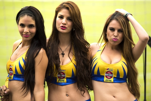 Estas Tigresas evaporaron la lluvia apoyando a su equipo.