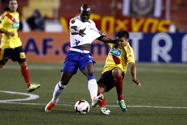 Fue Emana el encargado de estremecer las redes a favor de los celestes.