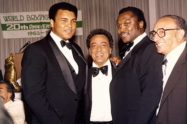 Fue testigo de las inolvidables del deporte de los puños.