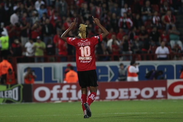 Gol del ecuatoriano al minuto 10.