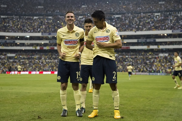 Goltz celebró su gol como el Chanfle.