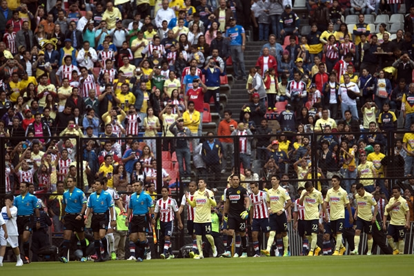 Gran ambiente hubo en las tribunas.