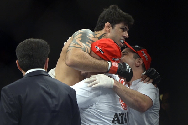 Grandes combates en UFC 163.