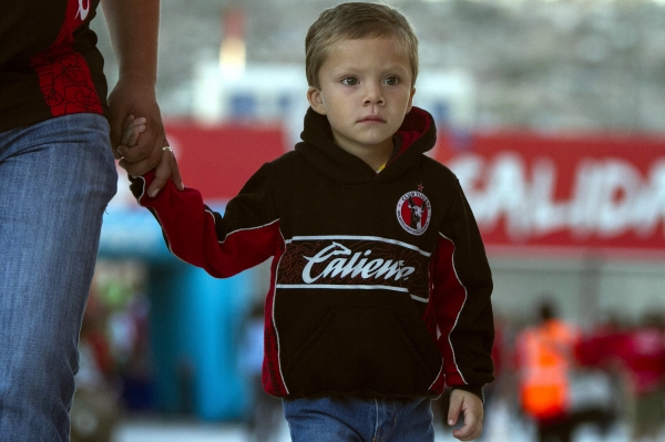 Hasta los pequeños aficionados se dieron cita en el recinto de Xolos.