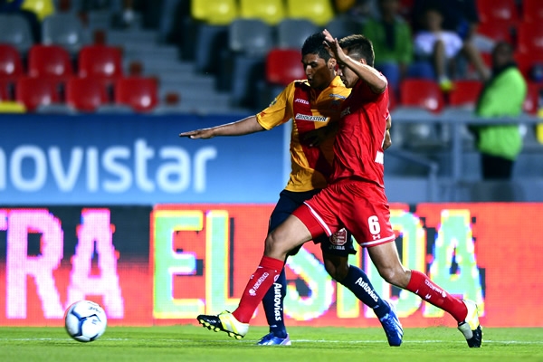 Huiqui a las regaderas, penal en favor de Toluca.