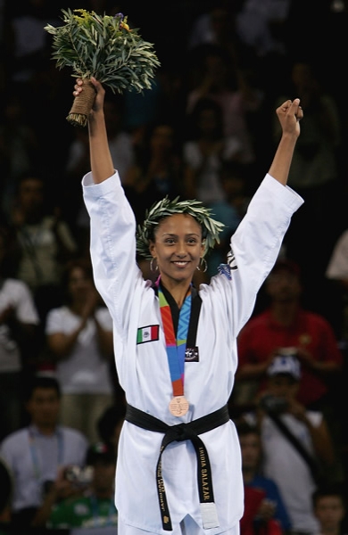 Iridia Salazar hizo vibrar a México en el TKD.