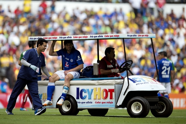 Ismael Valadéz entró en su lugar.