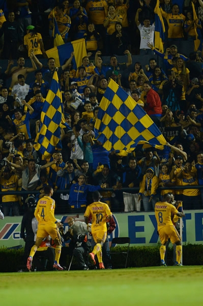 Joffre Guerron abrió el marcador.