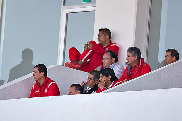 José Cardozo observó el duelo desde uno de los palcos del Estadio Olímpico.