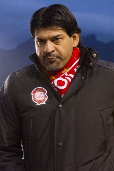 José Saturnino Cardozo quería hacer una diablura.