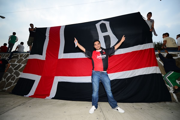 La afición de Atlas llegó a apoyar a los suyos.