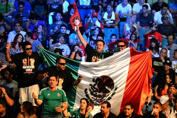 La afición mexicana abarrotó las tribunas del MGM.